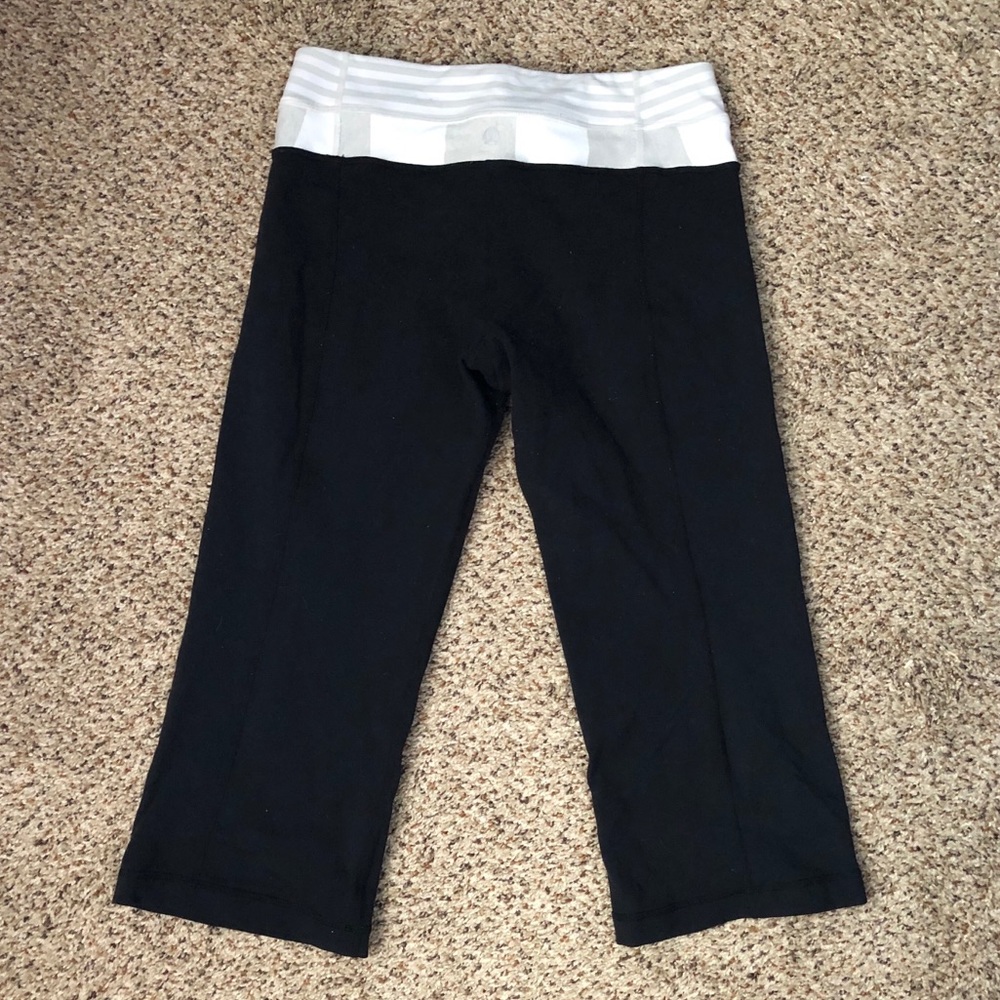 Lulu Cropped Groove Pant